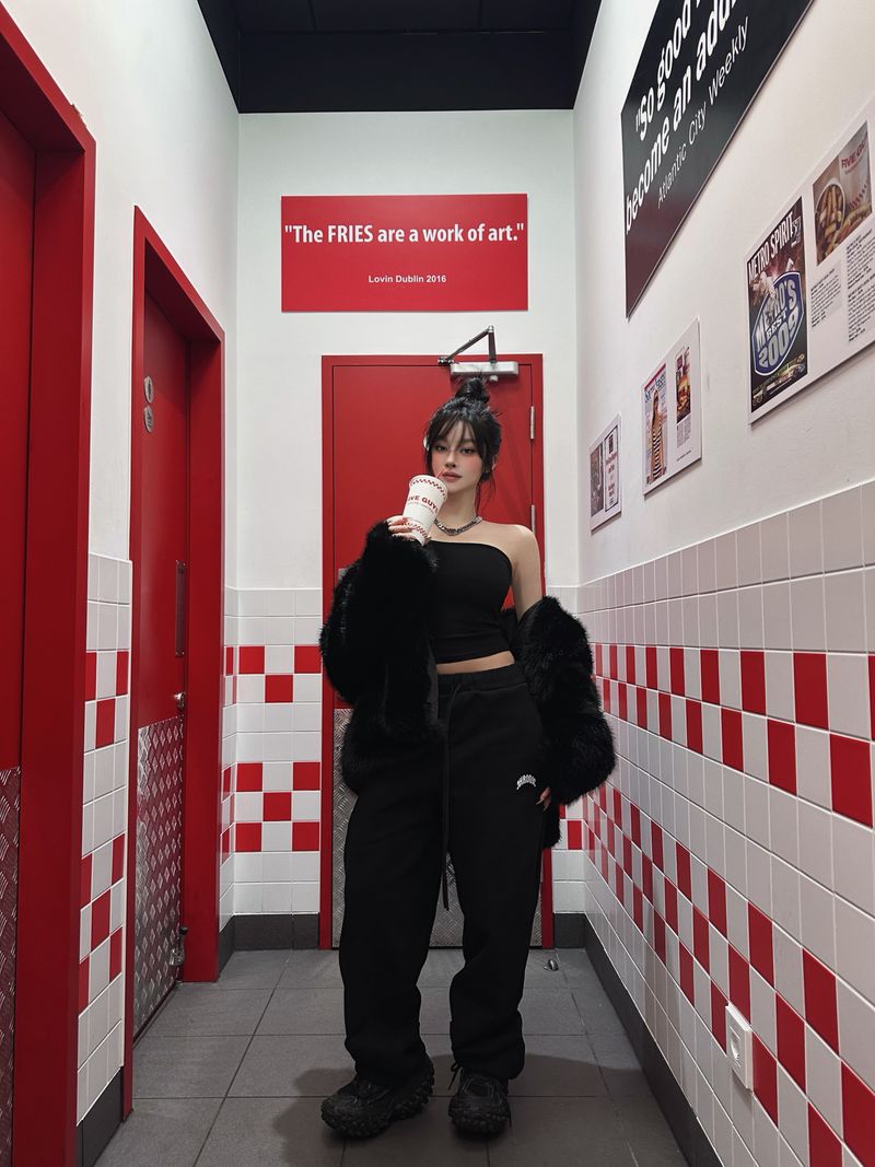 Wild fur-JK (Black)