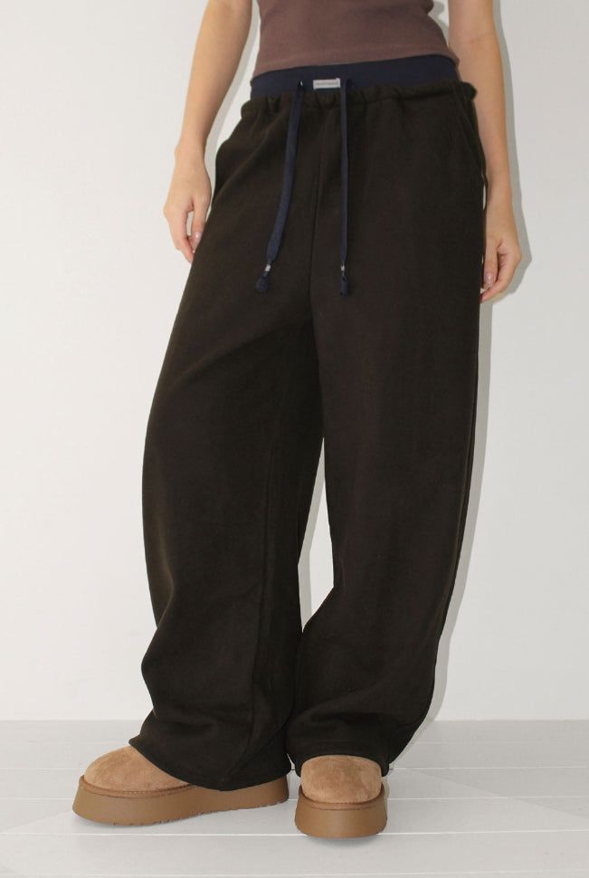 AAKE(アケ)の「(Lining brushed) COLORBLOCK WAIST PANTS(Pants)」
