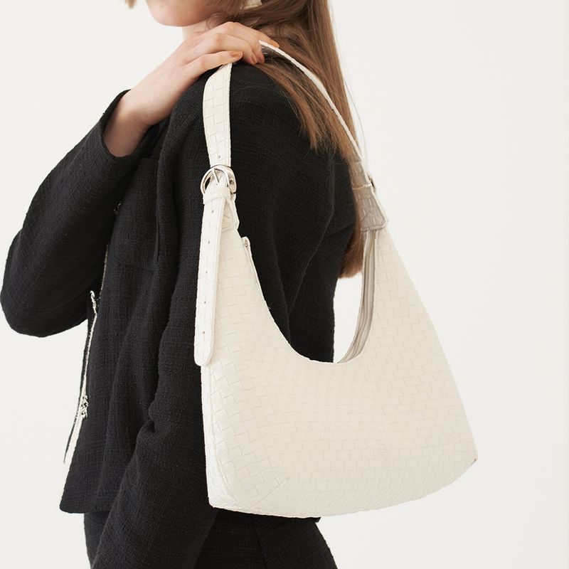 CURVED SHAPE BAG (IVORY)