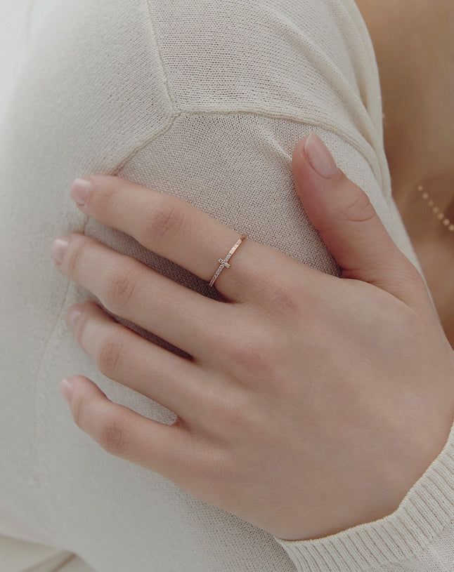 hyeres lor（イエール・ロール）の「26SS★ Truly Essence 14K Cross Pave Ring（Accessories）」