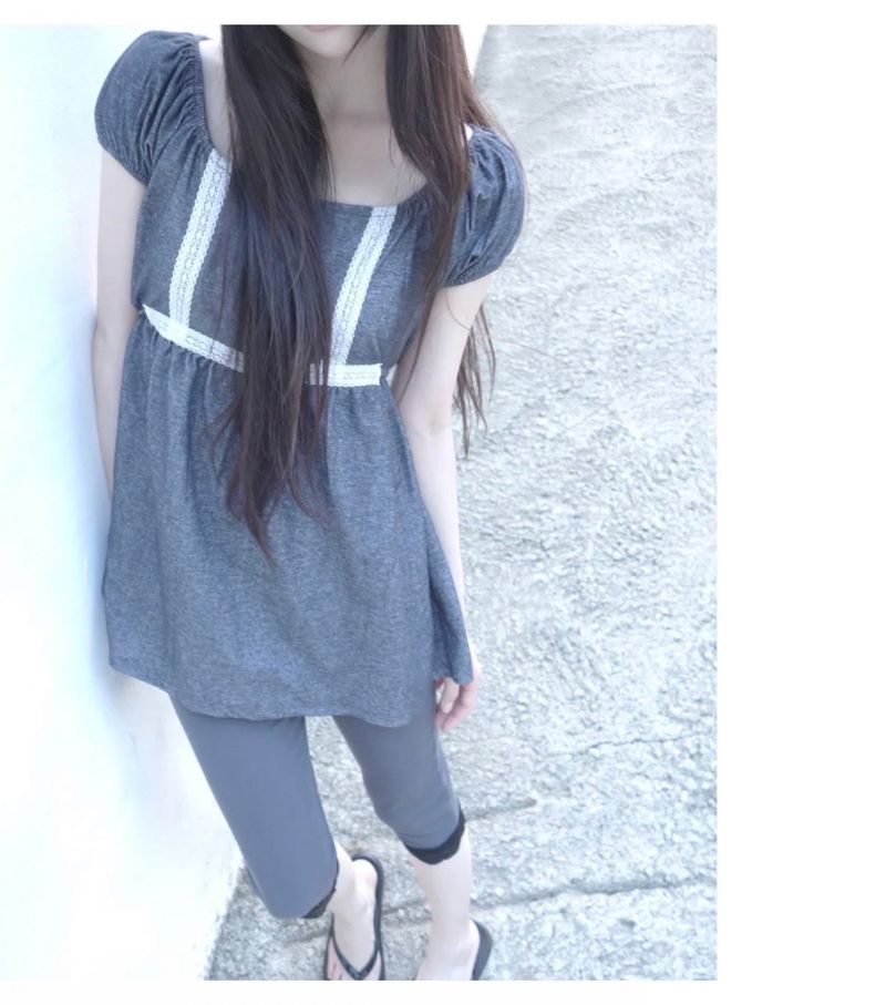 note blouse