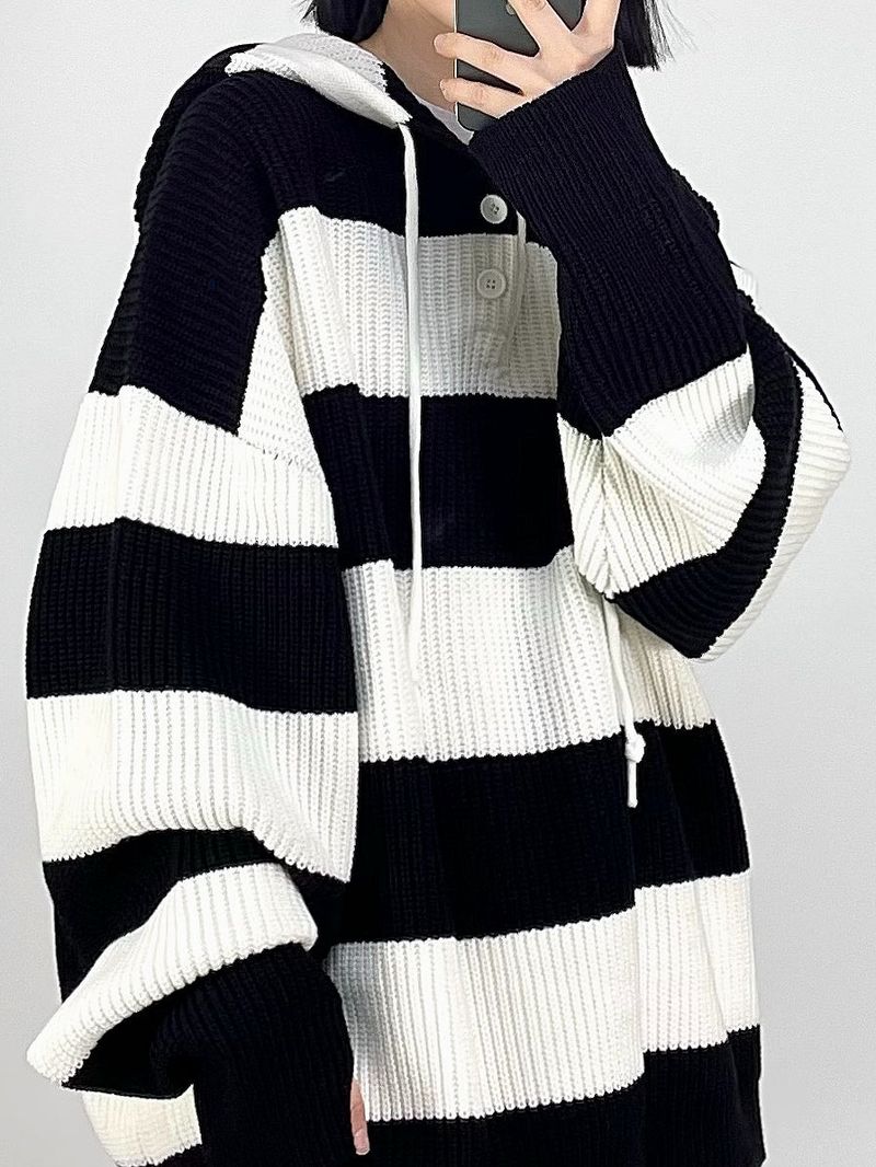 Stripe Warmer Hood-Knitwear