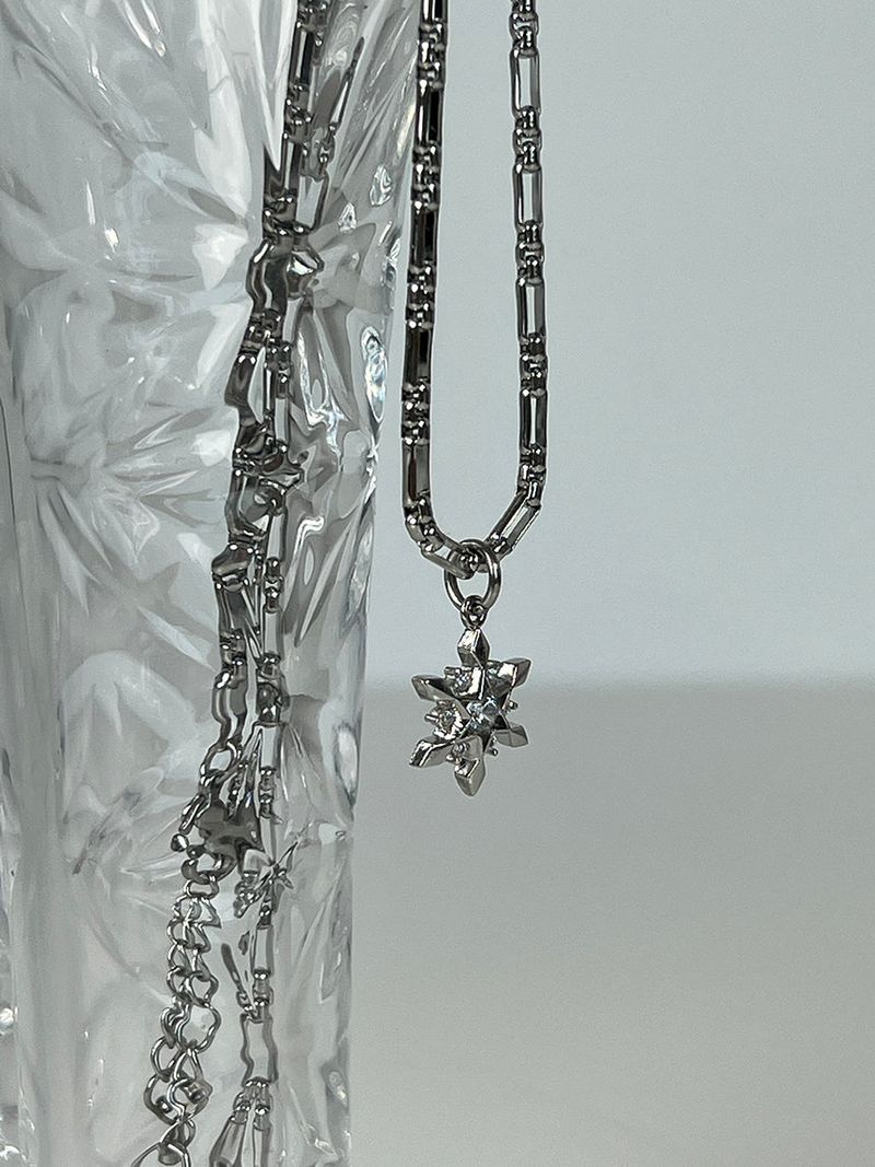 Snowflake necklace