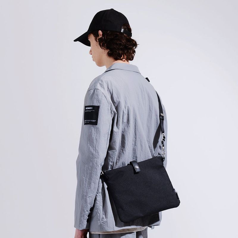 PIECEMAKER（ピースメーカー）の「CORDURA® IPAD BAG (BLACK)（Bags）」