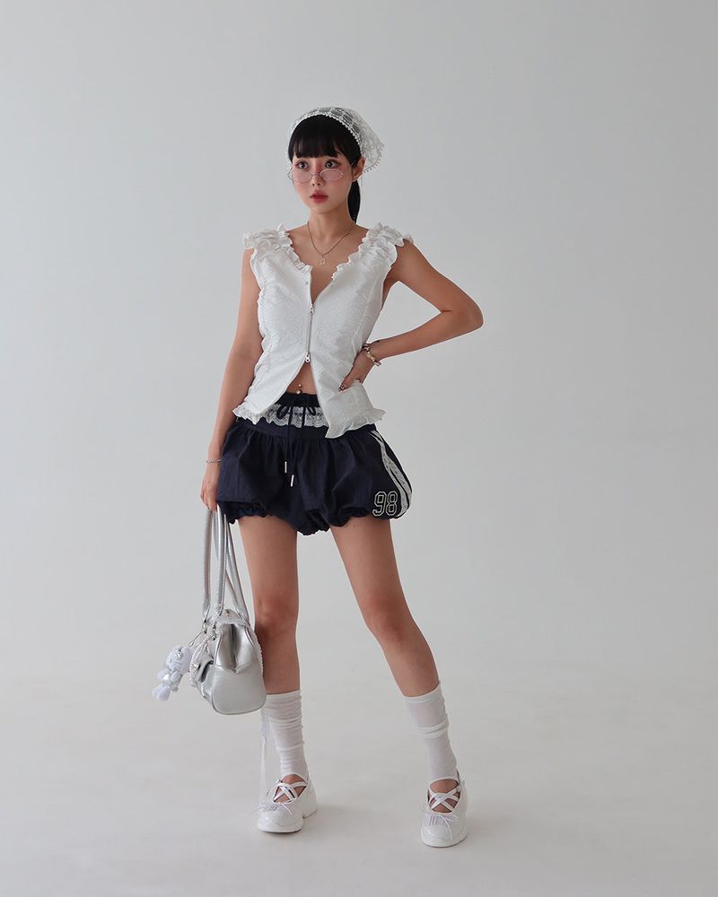 Star Patch Shirring Zip-Up Blouse