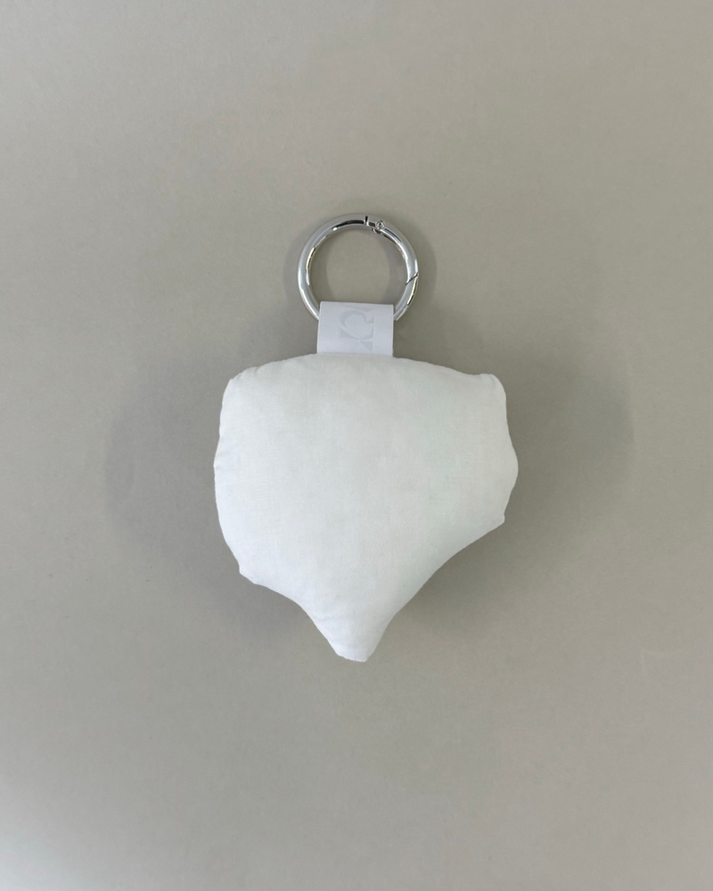 [MADE] Twinkle cushion keyring - heart web