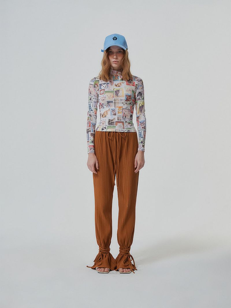 WORLDWIDE CAT POSTCARD HALF NECK LONG SLEEVE