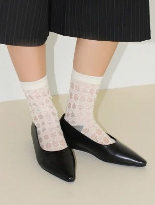 AAKE（アケ）の「スリム ポインテッド ウェッジ フラット（シューズ）」