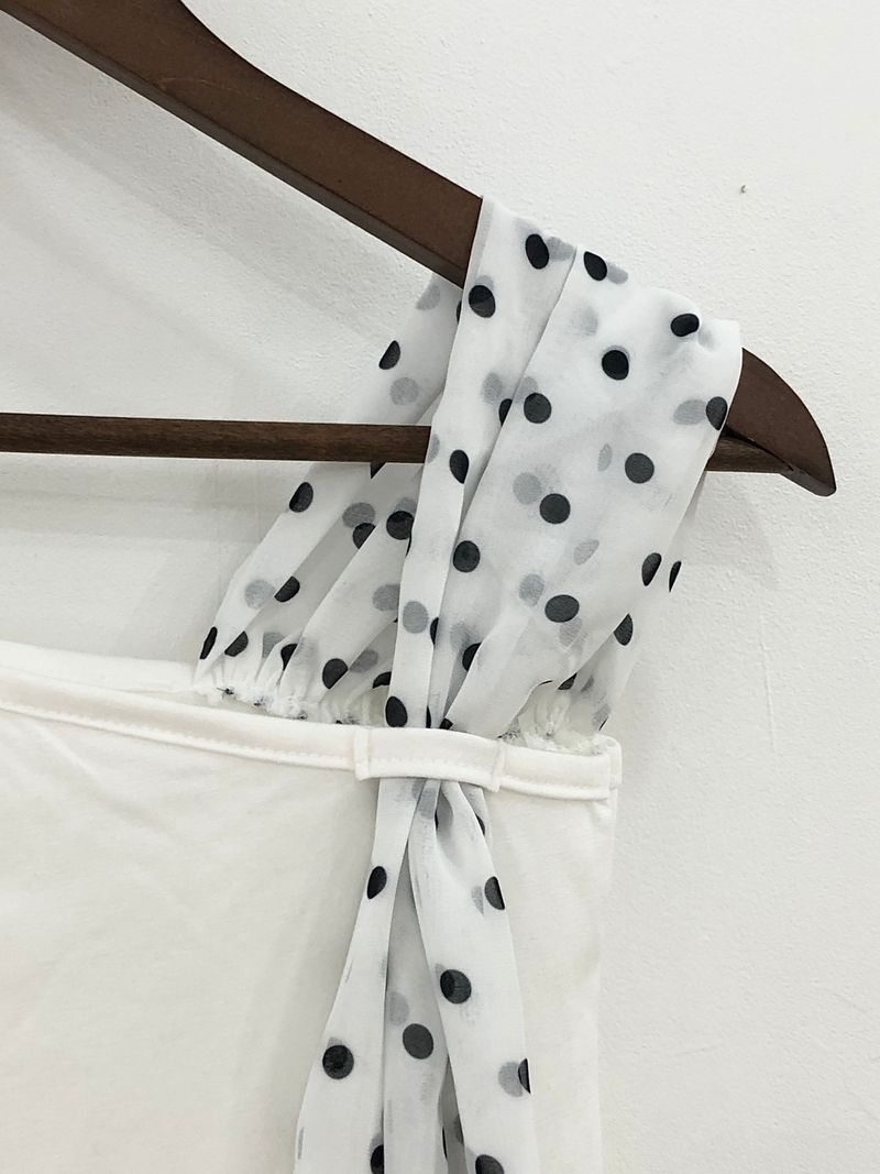 Dot Scarf Off-Shoulder T