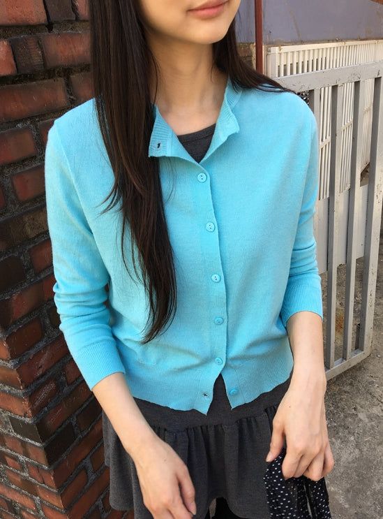 ユニンベーシックカラーラウンドネックカーディガン