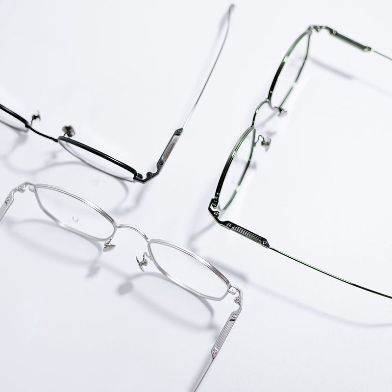 Knouun polygon titanium glasses CODE. 102. E Black N Gray