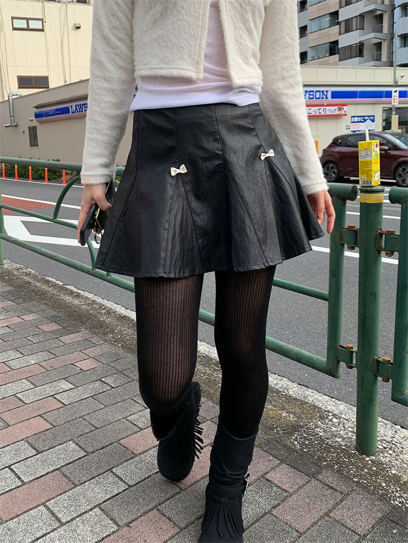 RIBBON FLARE LEATHER MINI SKIRT (2C)