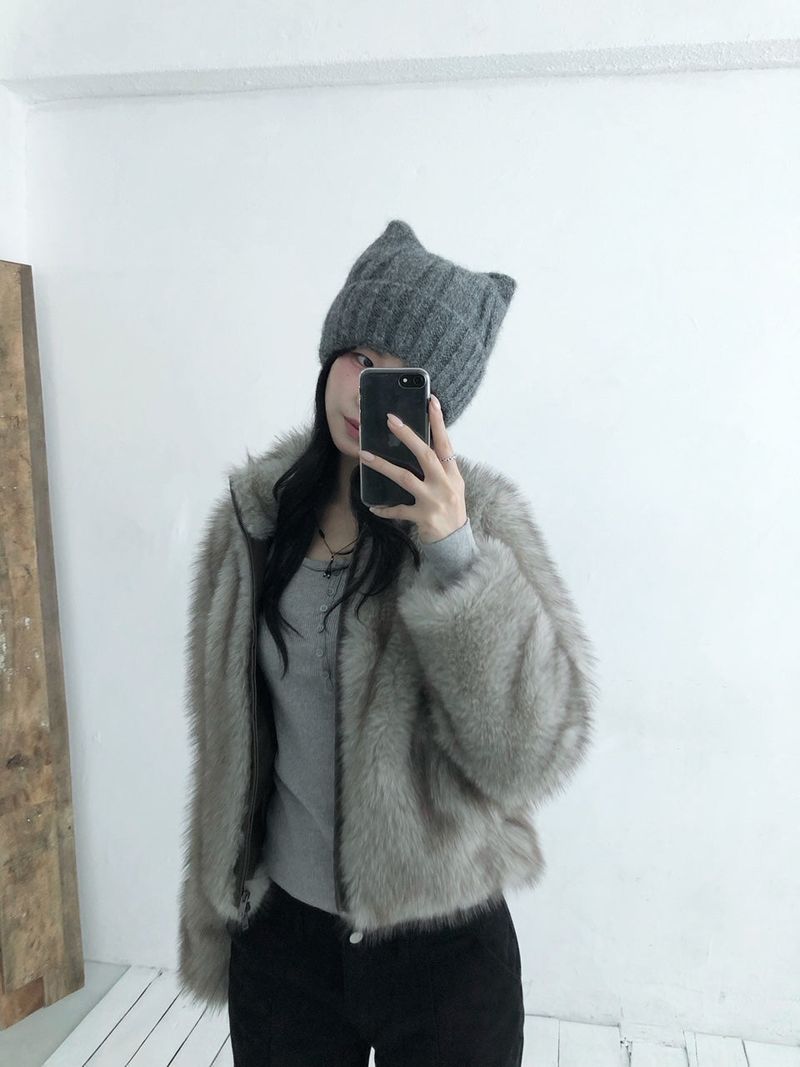 Fox fur zip-up