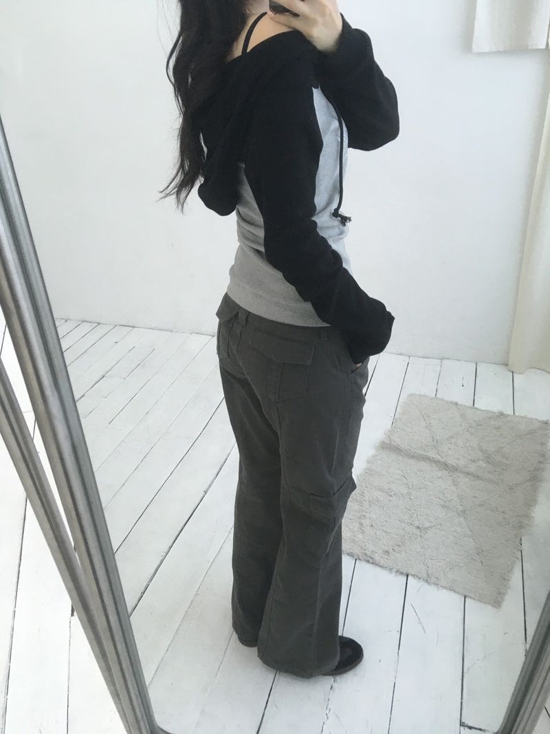 Low cargo bootcut pants