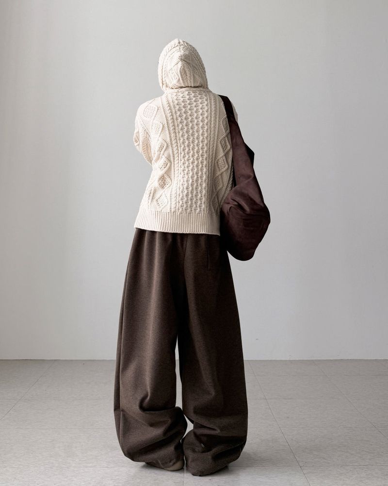 Nikuatsu Two Tuck Balloon Pants