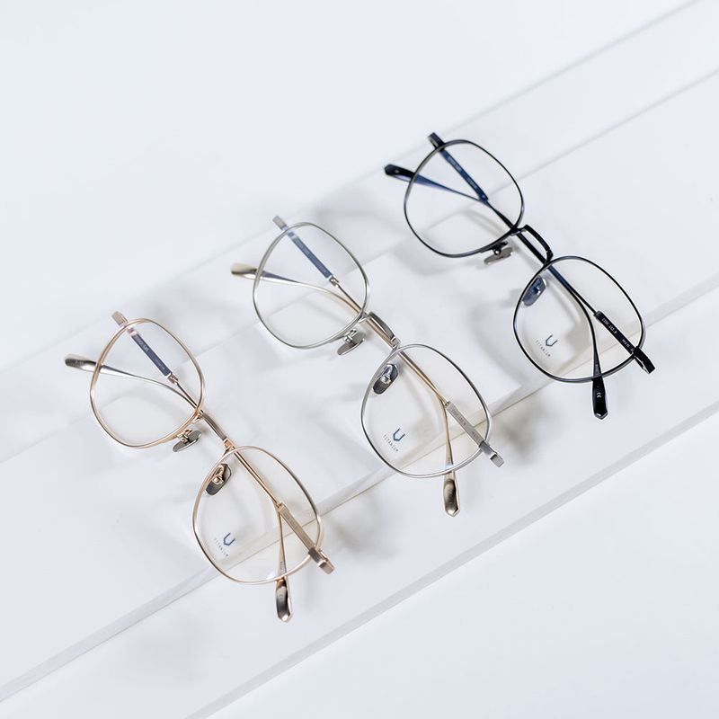 Knouun Round titanium glasses CODE. 102. B Sizzy Gold