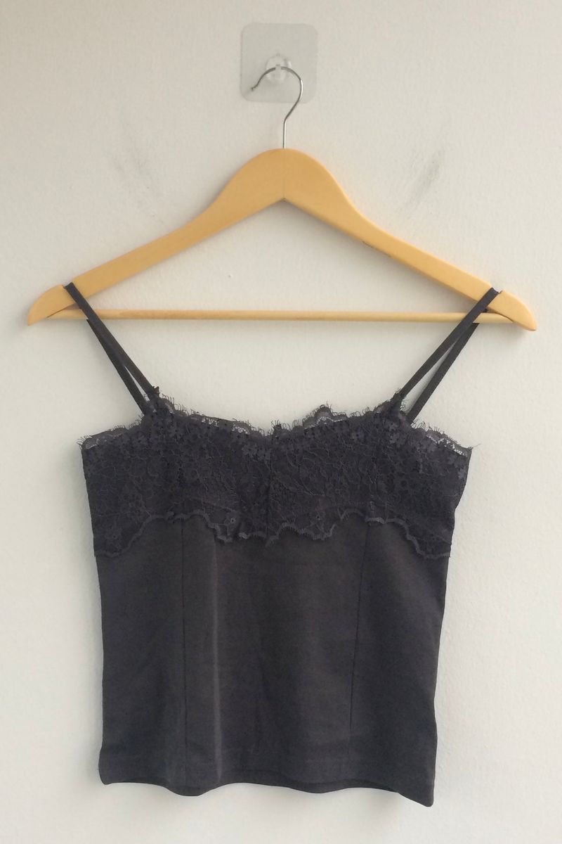 soft lace sleeveless shirt