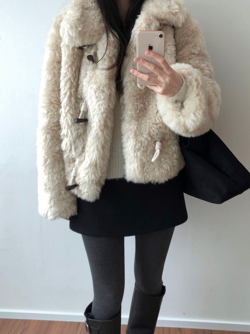 Claude Fur Jacket (2 colors)