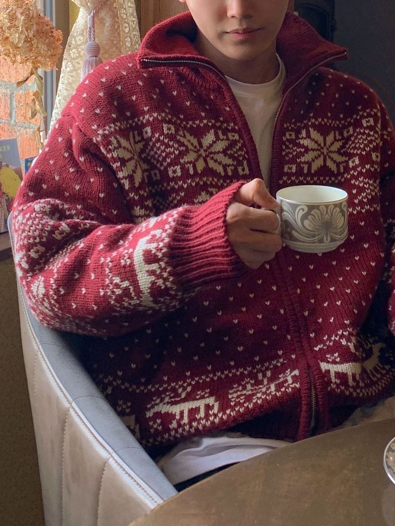 [Premium] Santa reversible Nordic knit zip-up