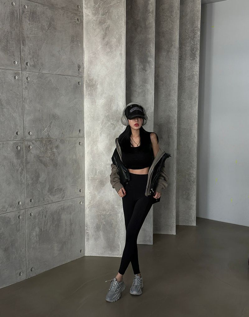 Leather Wellon Cropped Padded Best