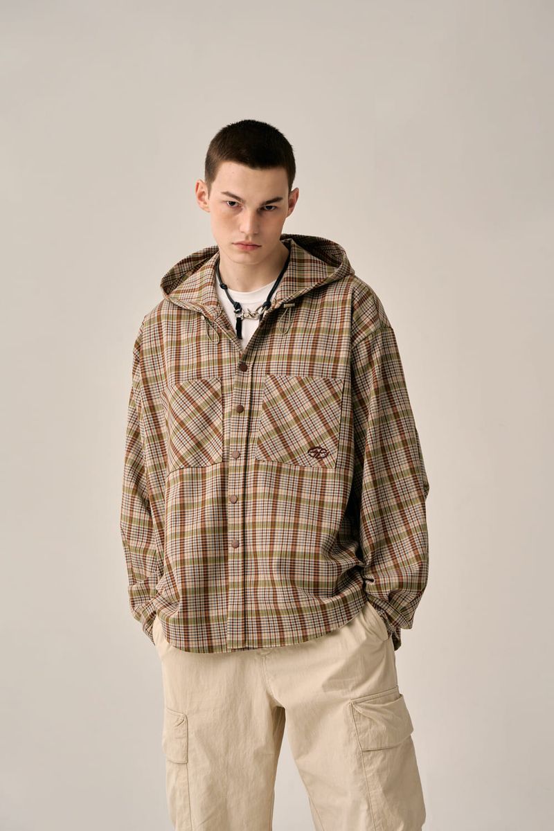 CHECKERED HOODED SHIRT