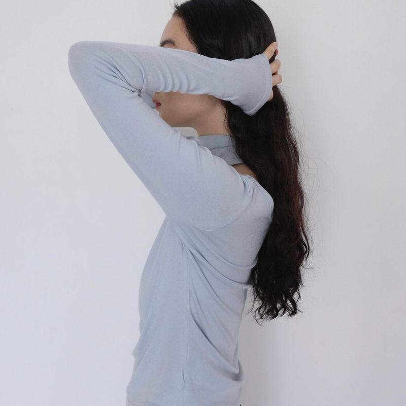 shoulder cut out tops