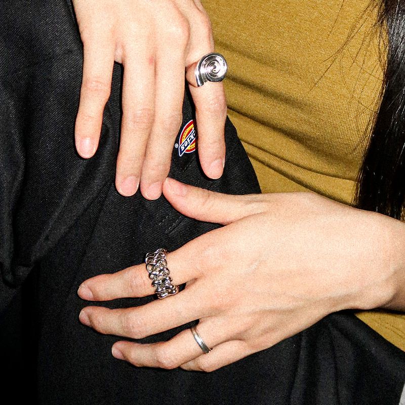 peanuts ring