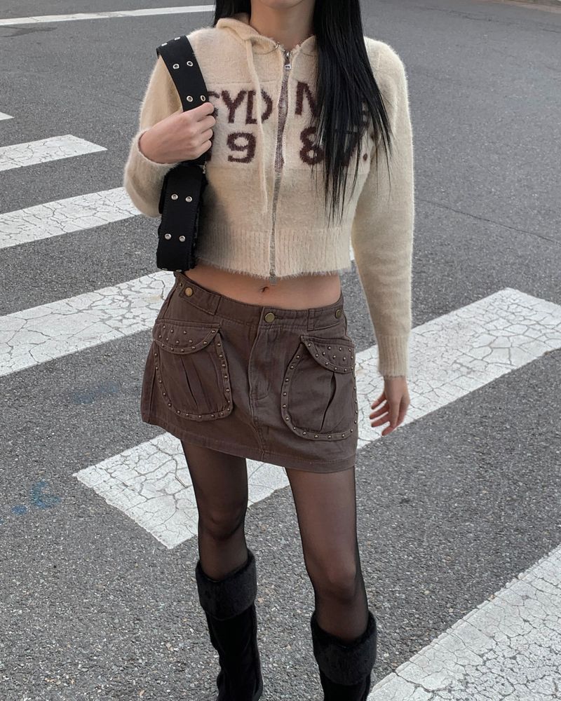 Y2K stud cargo skirt