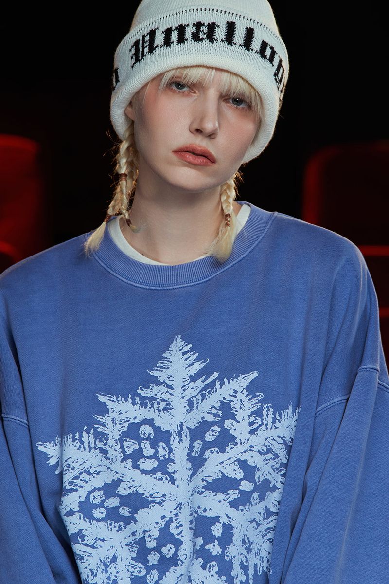 PIGMENT SNOW SWEATSHIRT / BLUE