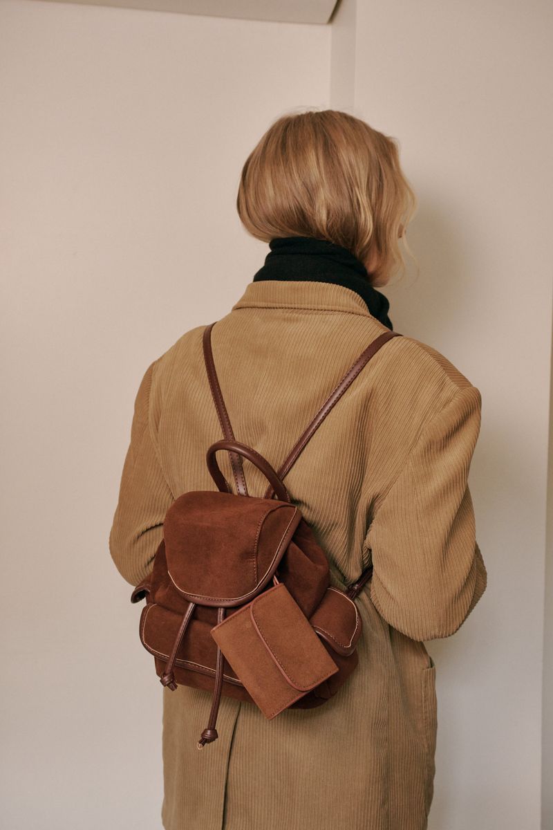 Lunar Suede Card Wallet (Brown)