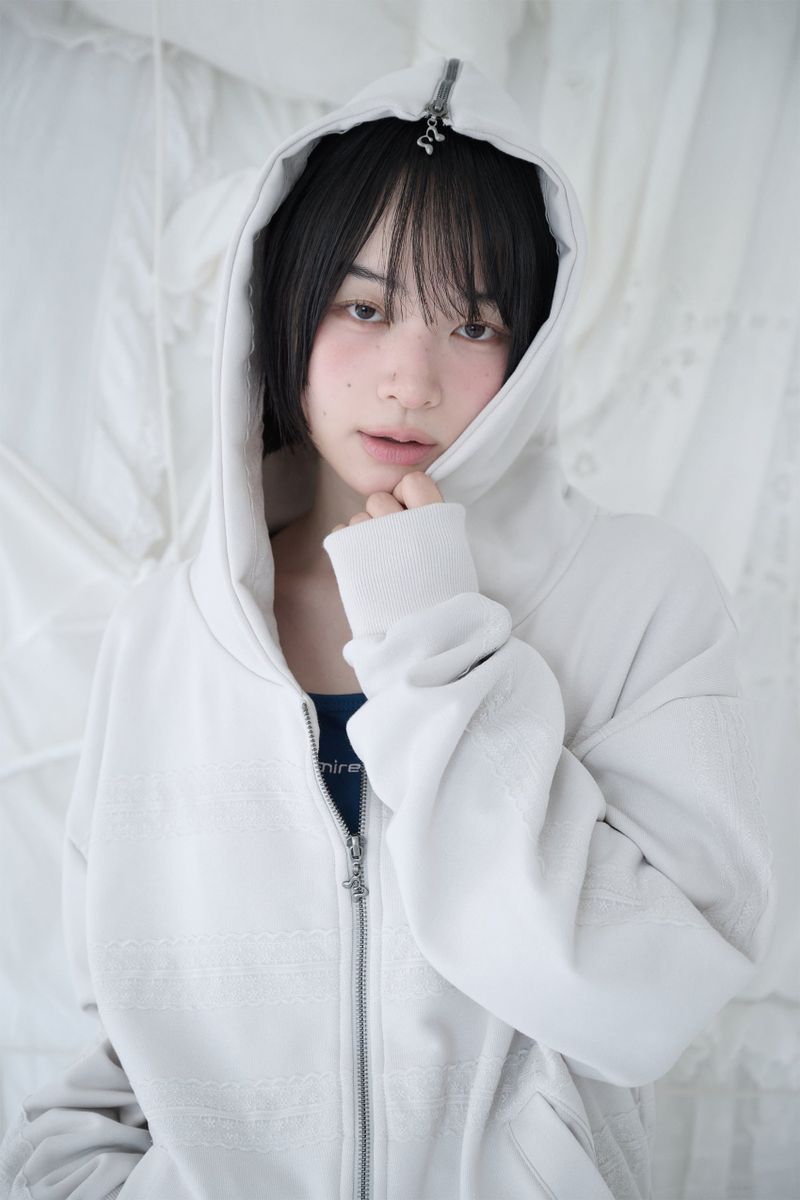 LACED TWOFOLD HOOD ZIP-UP CIOUD SAND