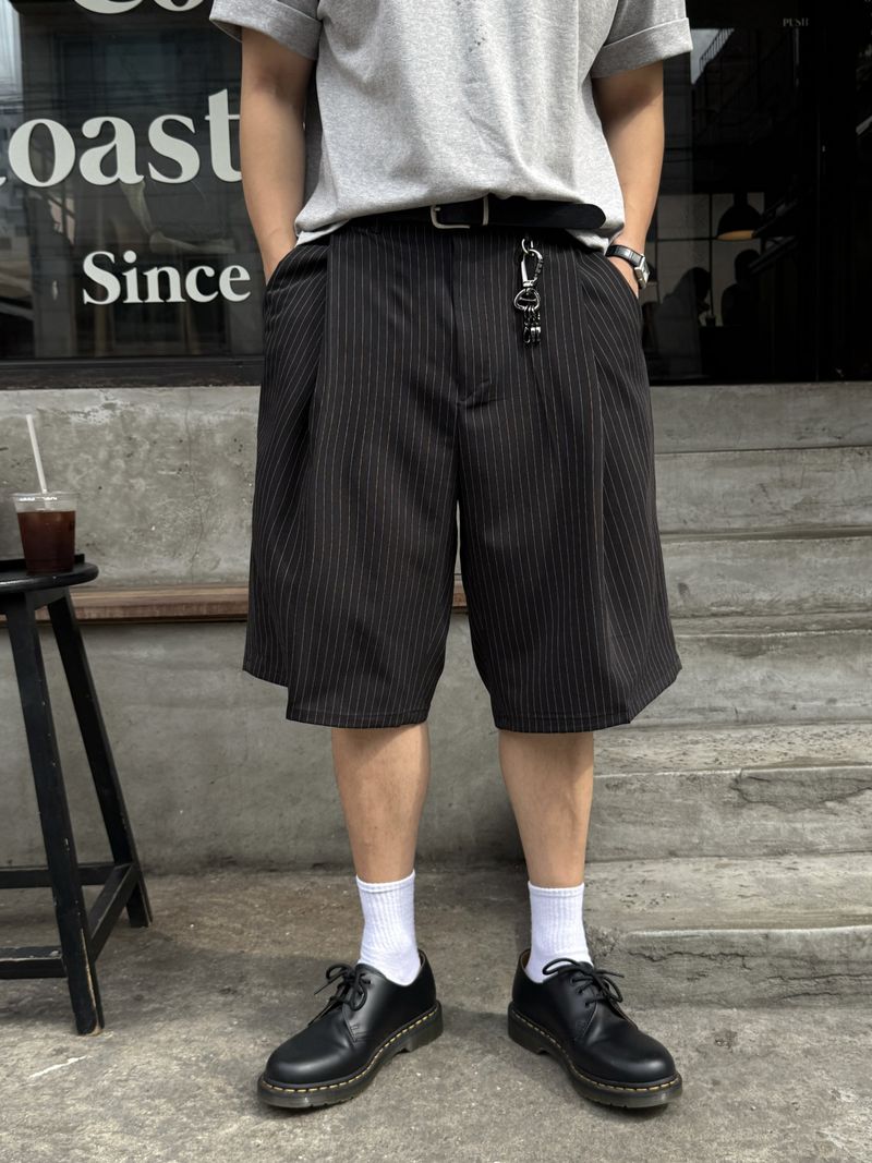 Laurent keyring stripe bermuda pants
