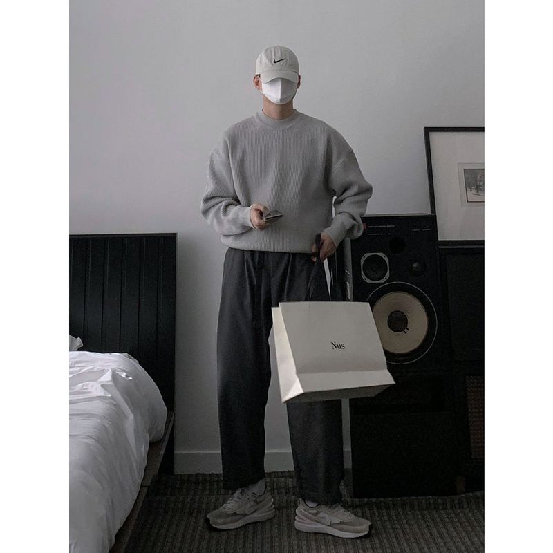 Nus. Signature Heavy Knit