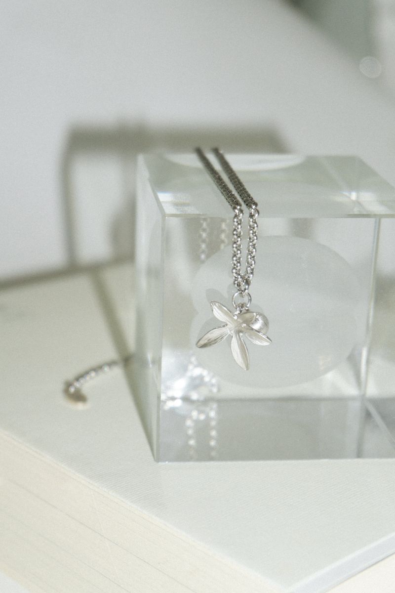 Jasmine boot anklet