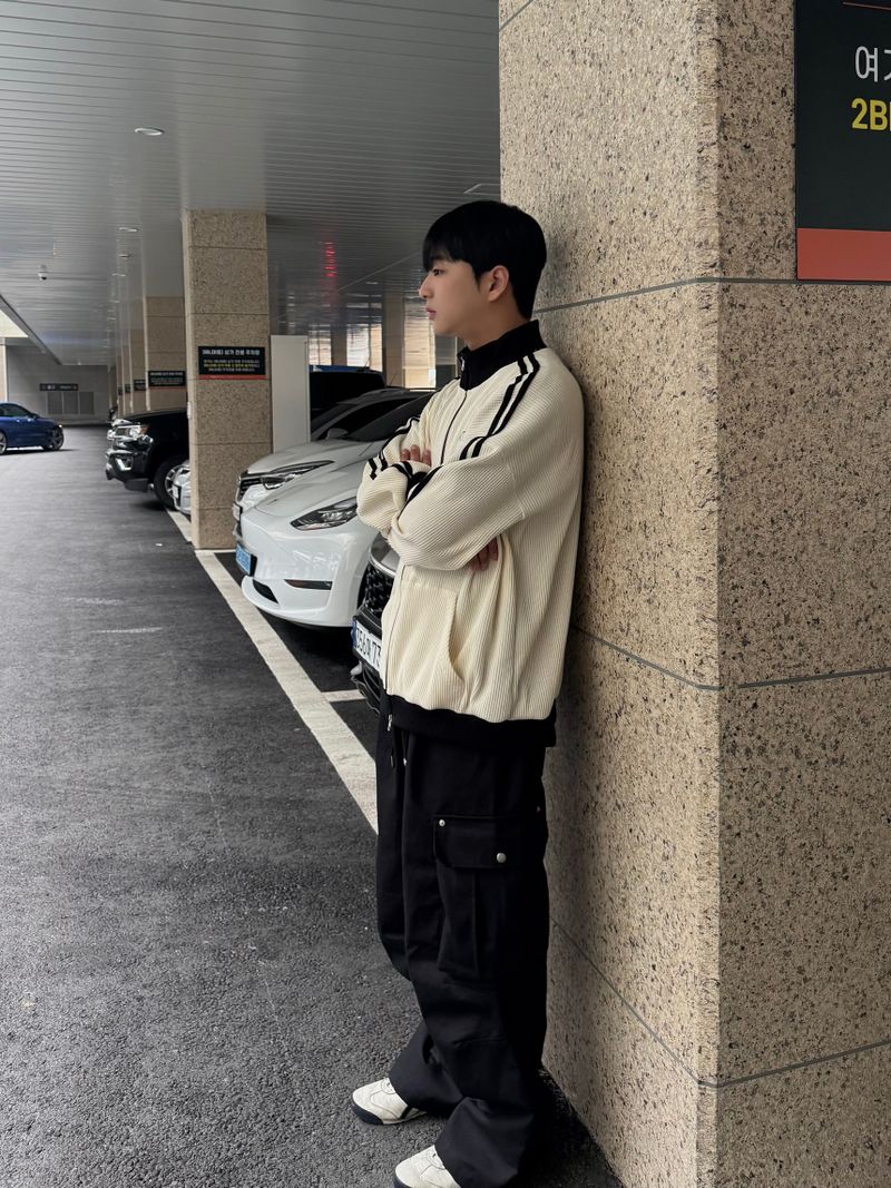 waffle track zip-up