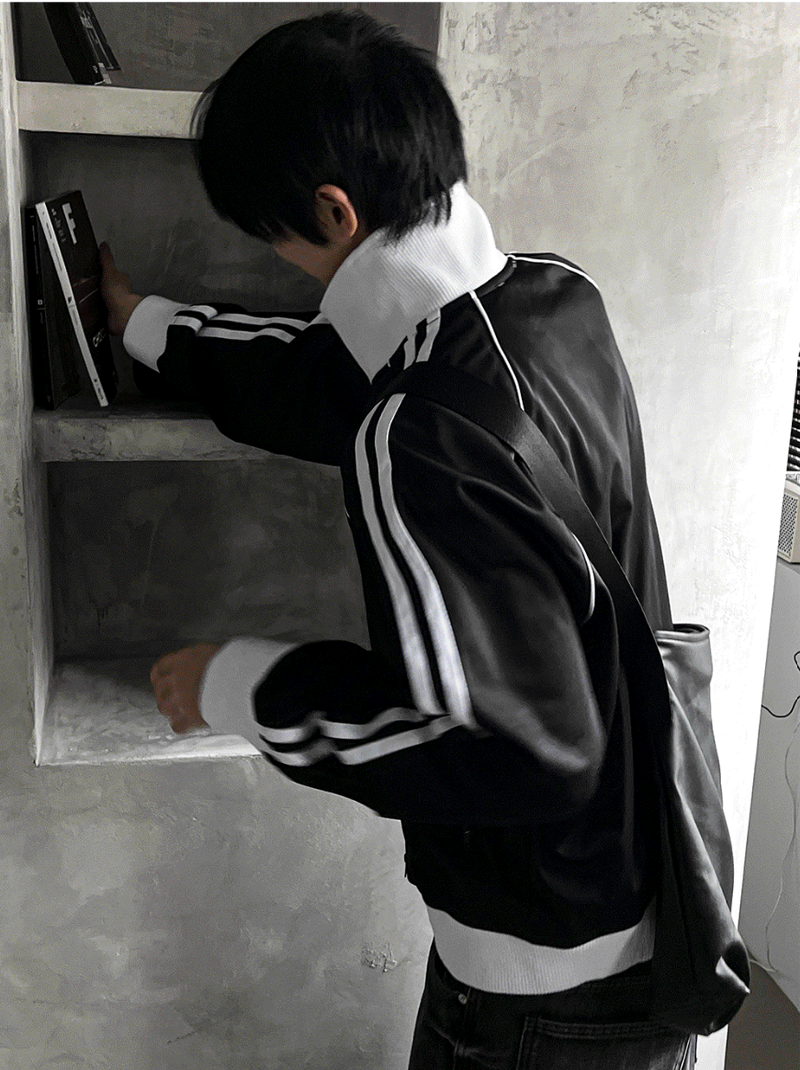 black down line sporty jersey