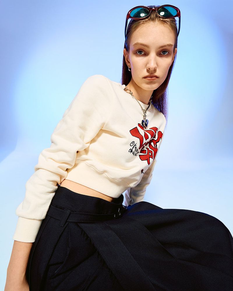 DEVIL HEAD LOGO CROP SWEATSHIRT-IVORY