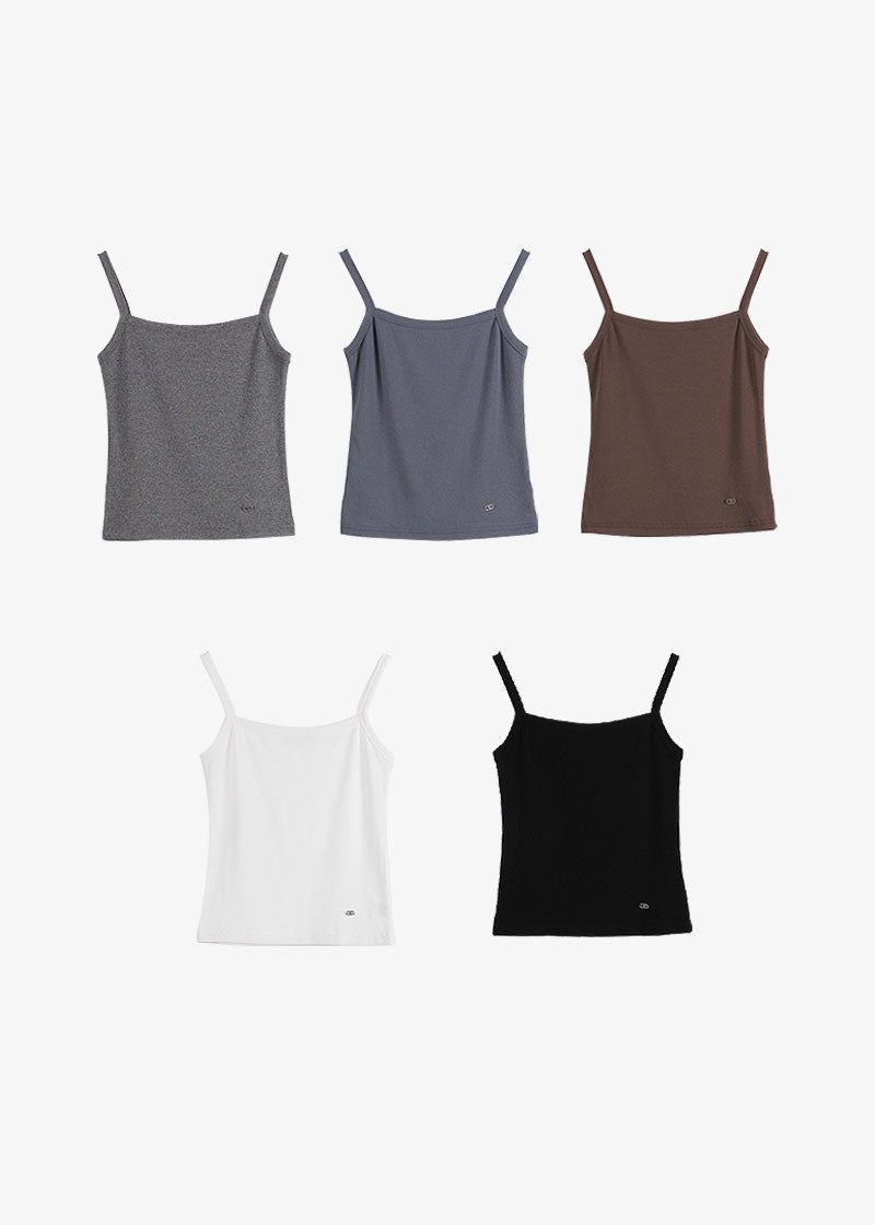 eon（イオエン）の「SLIM DAILY SLEEVELESS（Tops）」