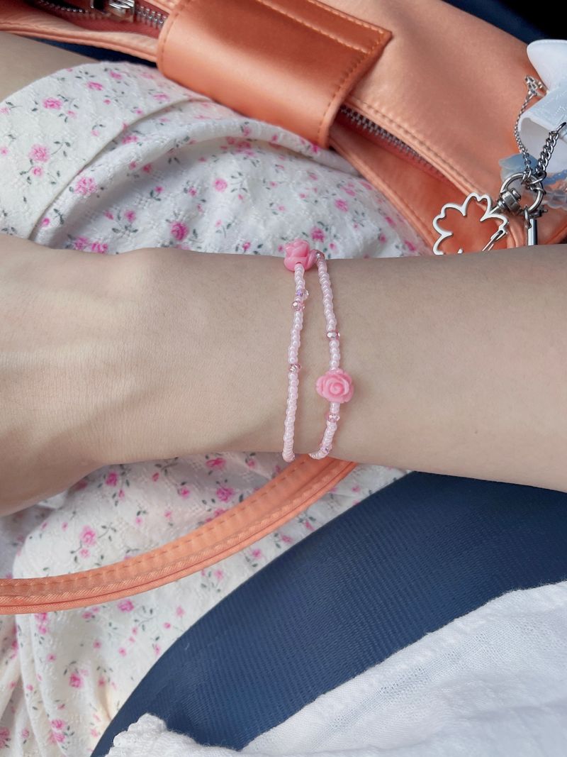 Rose Fit Beaded Bracelet Pink