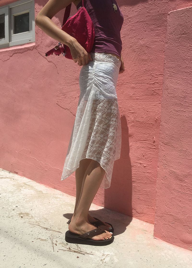 LACE SHIRRING SKIRT