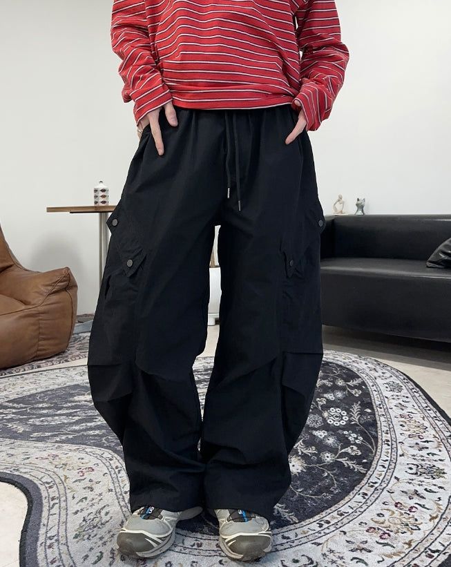 SATIIIZ（サティーズ）の「Kaneb Diagonal Cargo Banding Pants（Pants）」