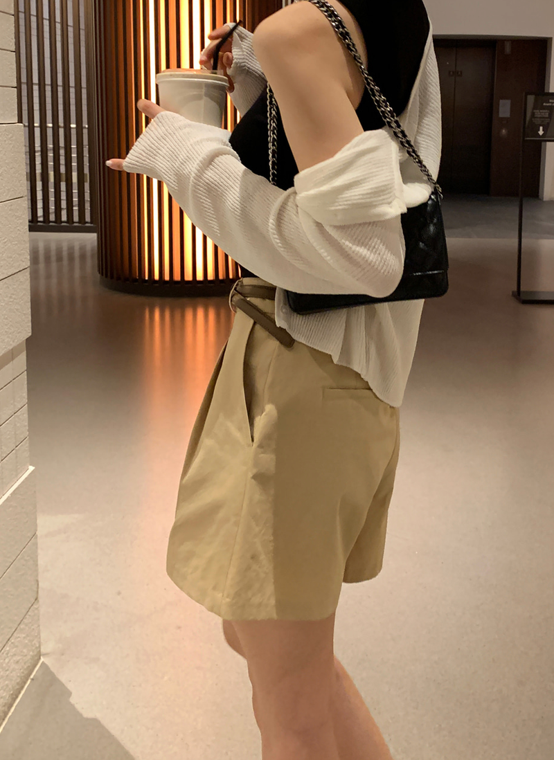Rear Summer Pintuck Shorts / 3 colors