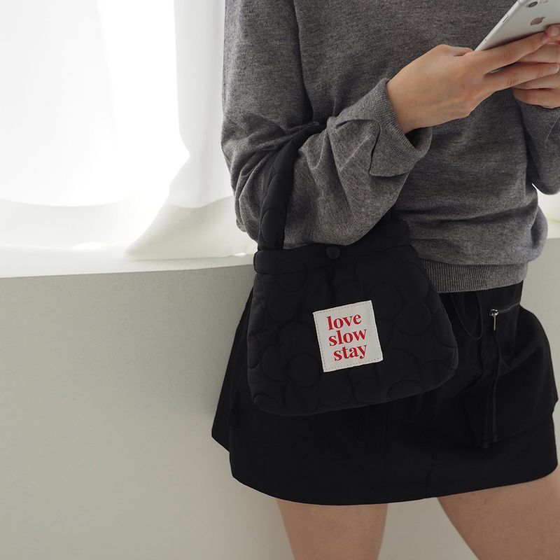 flower padding tote-black