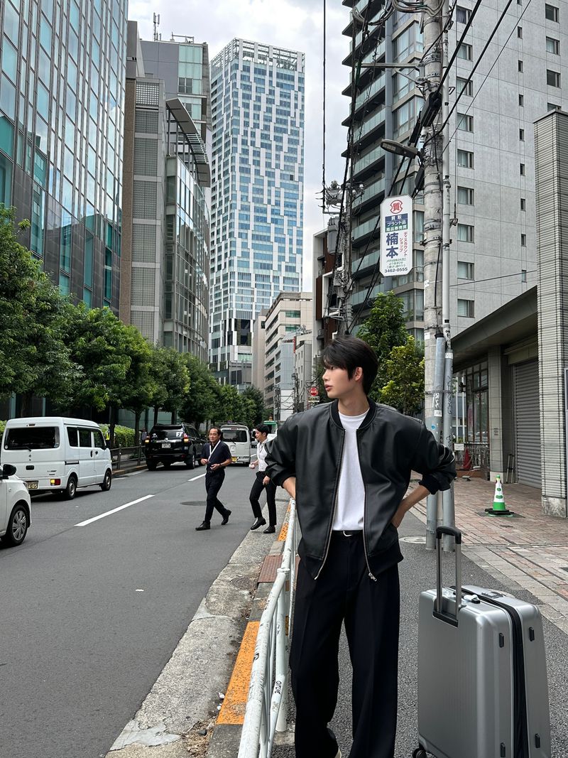 LMN Leather Oversized Fit MA-1 Jumper (Black)