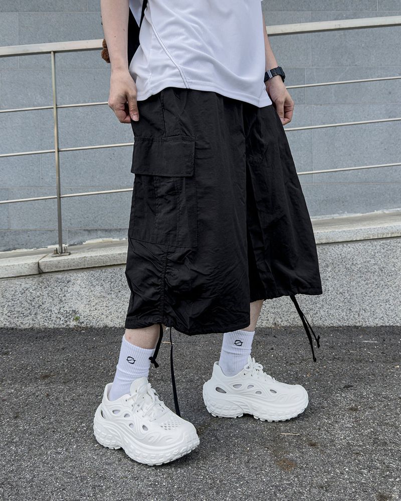 Shuren Shirring Cargo Bermuda Pants