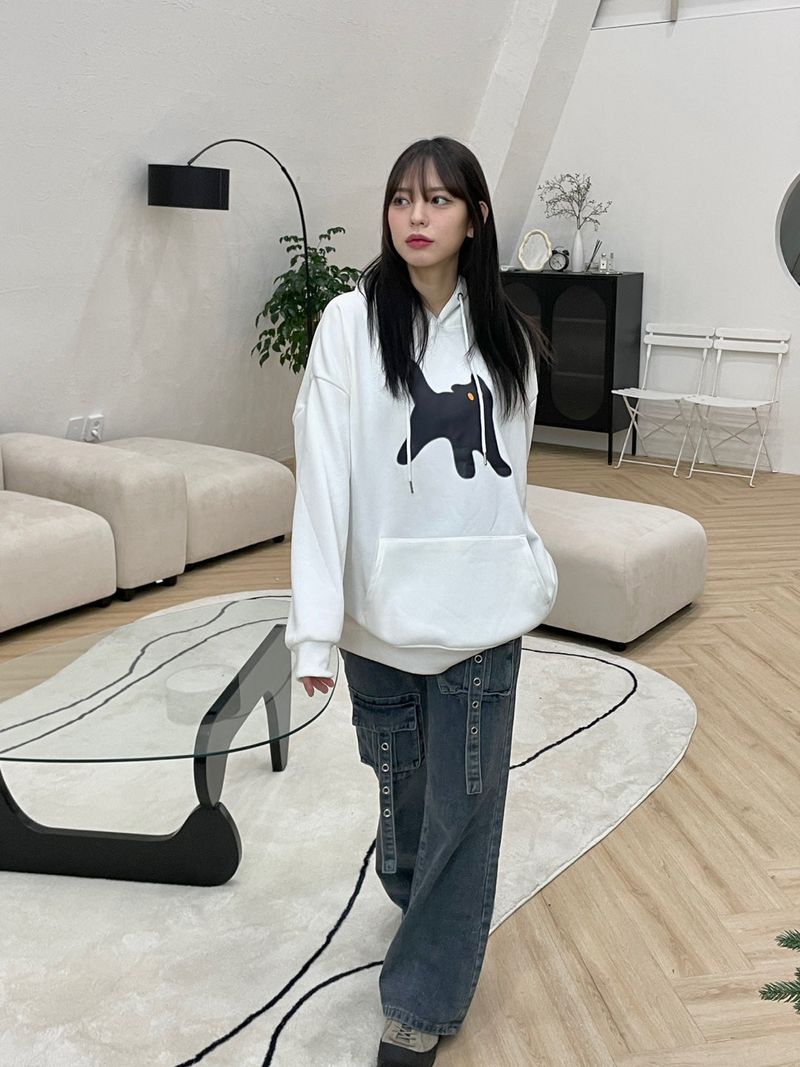 Black cat hood T
