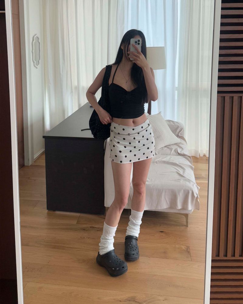 Dot mini skirt