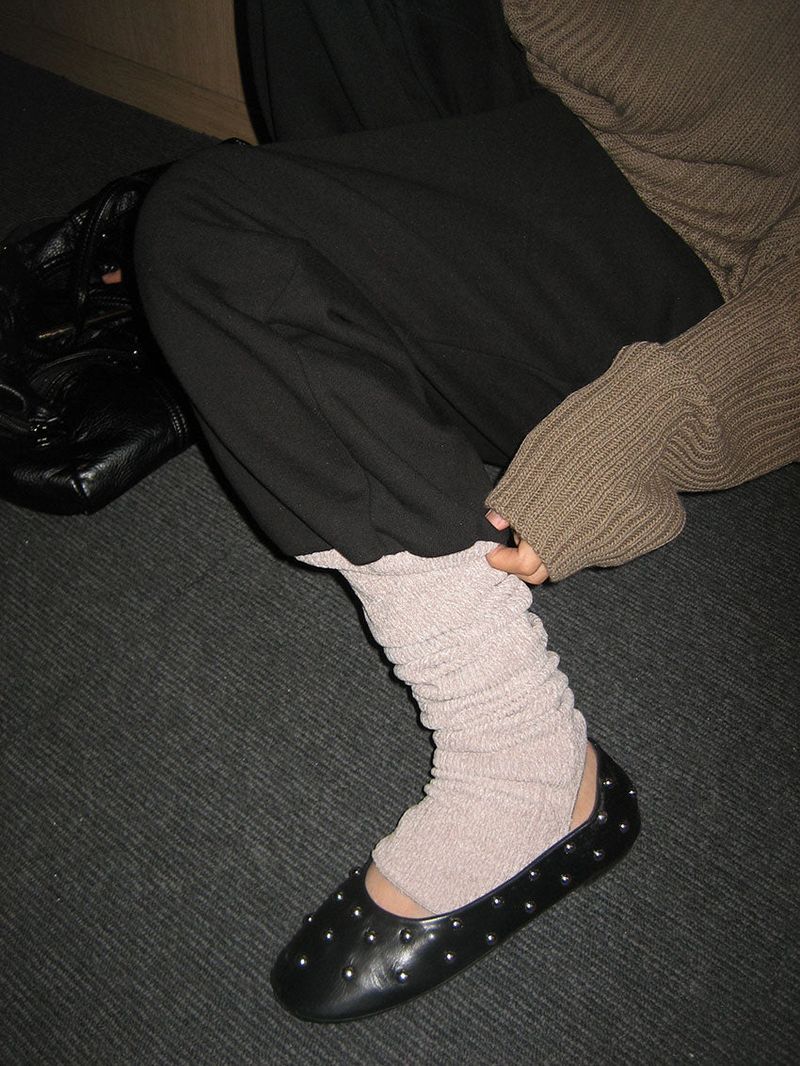 KNEE WARMER SWEAT PANTS