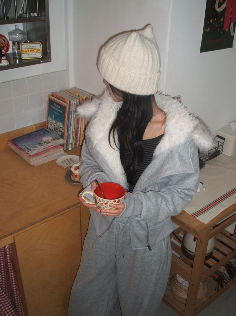 Fur zip-up set
