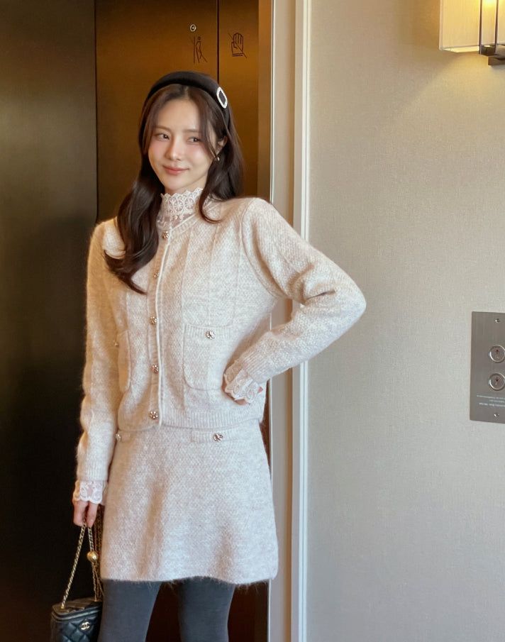 iam mari（アイアム マリ）の「[Two-piece set] Sweety Wool Knit Cardigan Mini Skirt Set（Setup）」